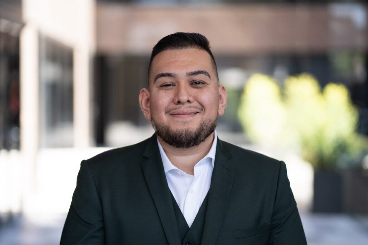 Adaxa Broker, Nelson Coyoy