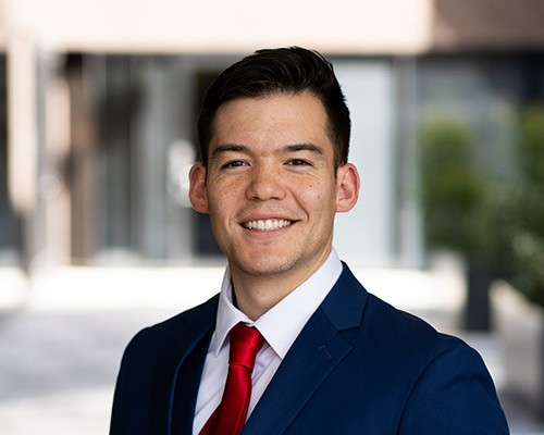Adaxa Broker, Chris Clark